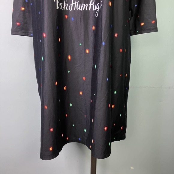 Dress Works Bah Hum Pug Christmas Holiday Scrooge Dog Festive Lights Dress Sz M - Picture 3 of 15